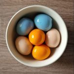 oeufs colorés